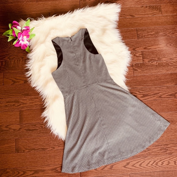 Banana Republic Dress - Picture 2 of 5